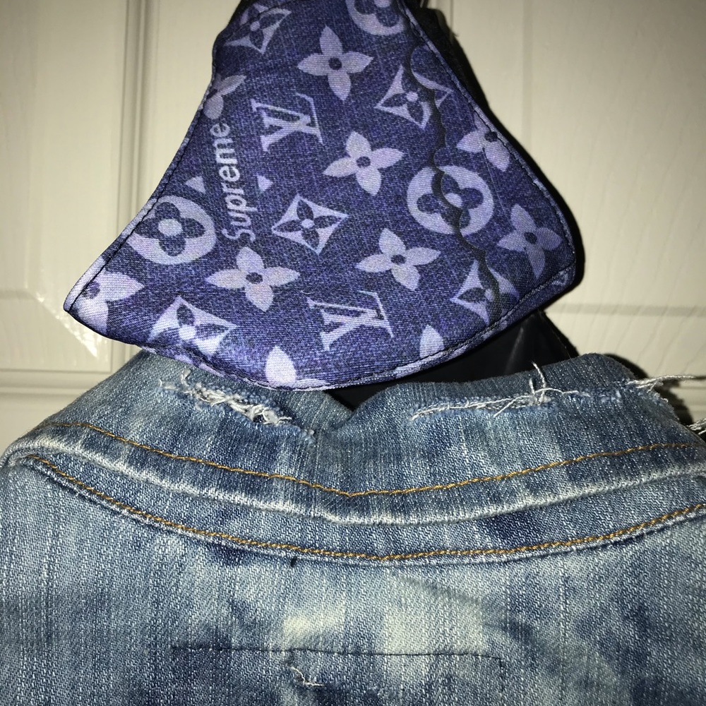 🆕Custom Cropped Distressed Denim Jacket - Picture 6 of 6